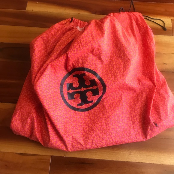 Tory Burch Patent Leather Tote - Picture 2 of 7